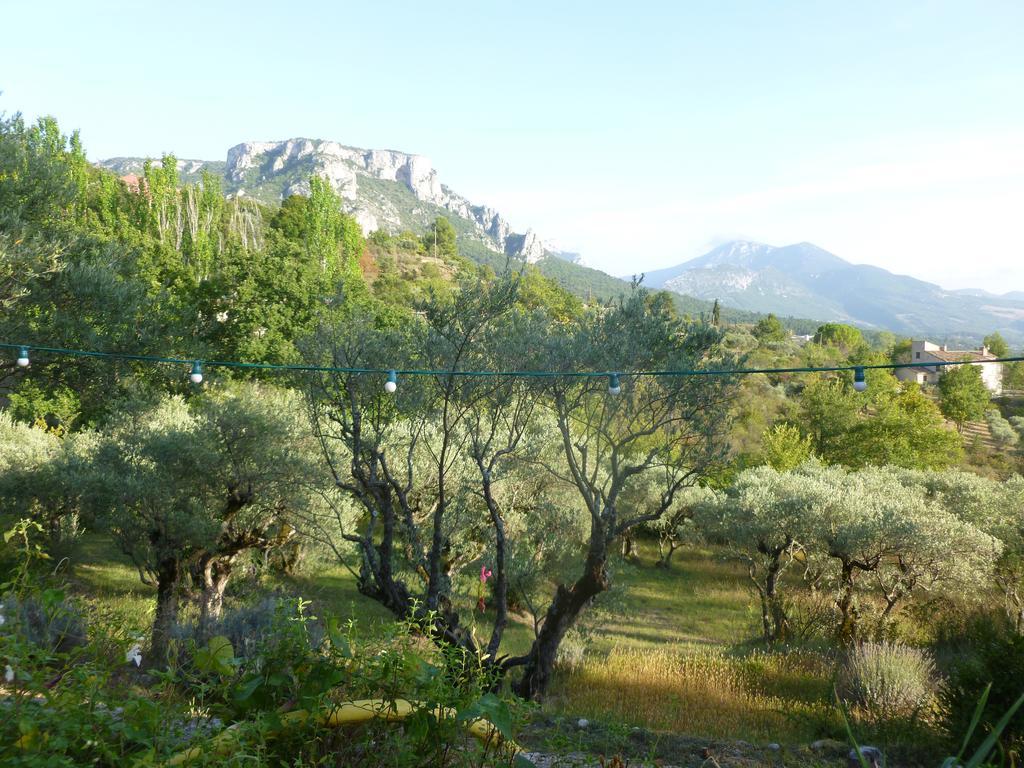 Bed and Breakfast La Clorinde à Moustiers-Sainte-Marie Chambre photo